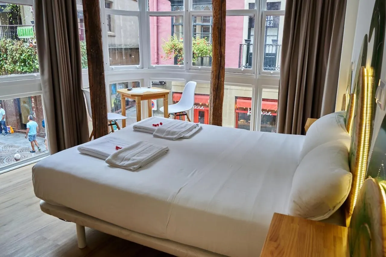 Pension Aliciazzz Bed And Breakfast Bilbao