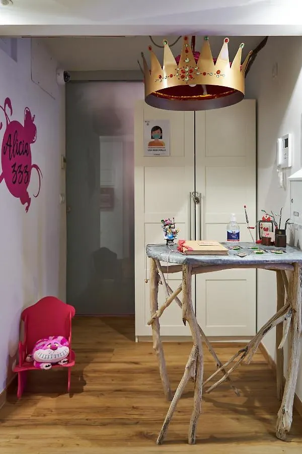Pension Aliciazzz Bed And Breakfast Bilbao Vendégház