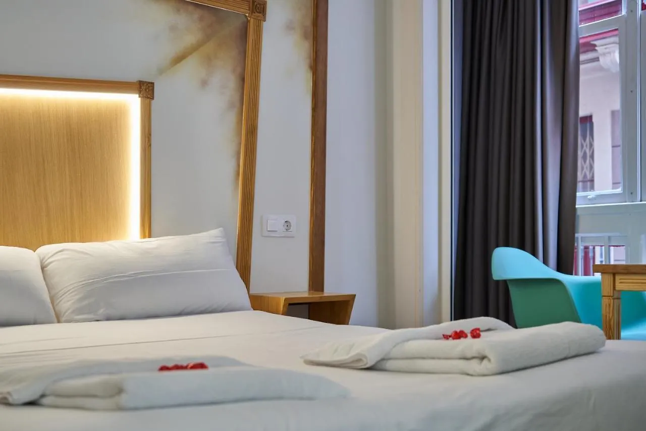 Vendégház Pension Aliciazzz Bed And Breakfast Bilbao