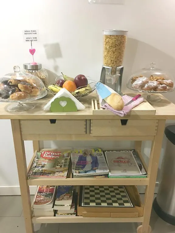 Pension Aliciazzz Bed And Breakfast Bilbao