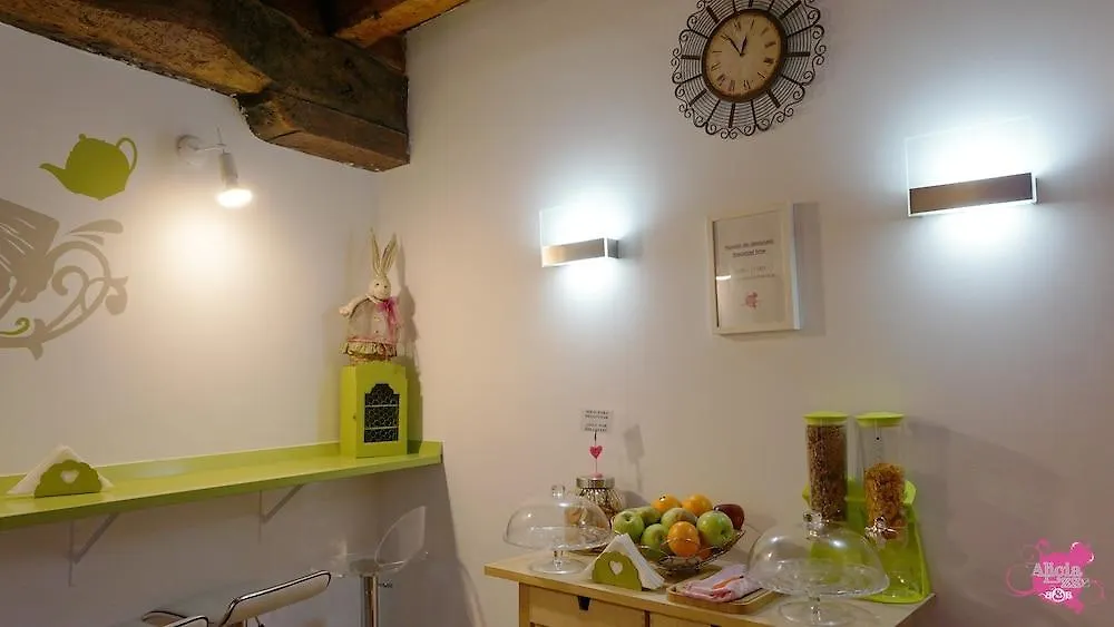 Vendégház Pension Aliciazzz Bed And Breakfast Bilbao